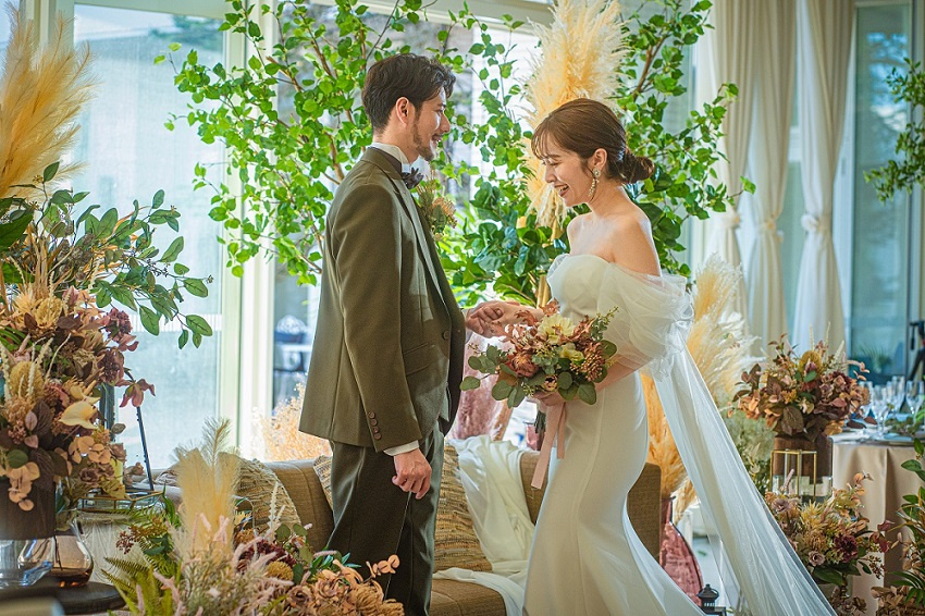 室蘭　結婚式　期間限定　特典　お得　ドレス　ウェディング